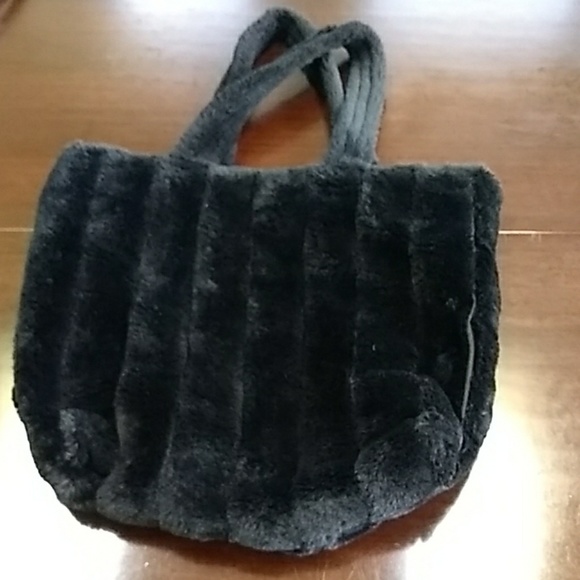 Victoria's Secret black faux fur tote bag - Picture 3 of 6